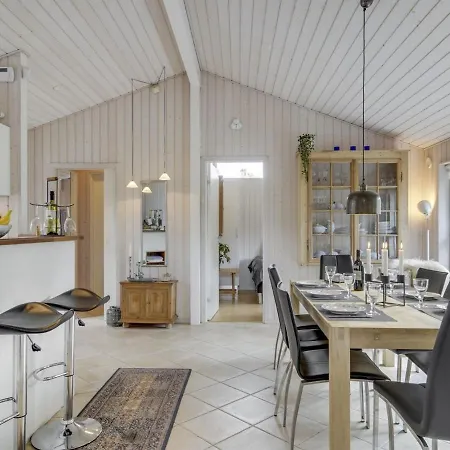 Holiday home Frithlef - 900m From The Sea In Lolland- Falster And Mon By Interhome *