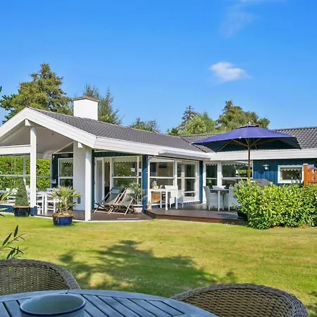Frithlef - 900m From The Sea By Interhome * Bøtø By