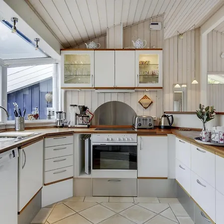 Frithlef - 900m From The Sea By Interhome